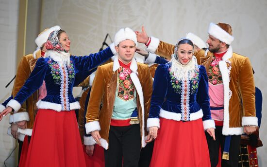 Международная выставка-форум "Россия"
Праздничный концерт "Старый Новый год по-липецки" Место: Россия, Москва. Автор: Рамиль Ситдиков/РИА Новости. Выставка "Россия". Праздничный концерт "Старый Новый год по-липецки"