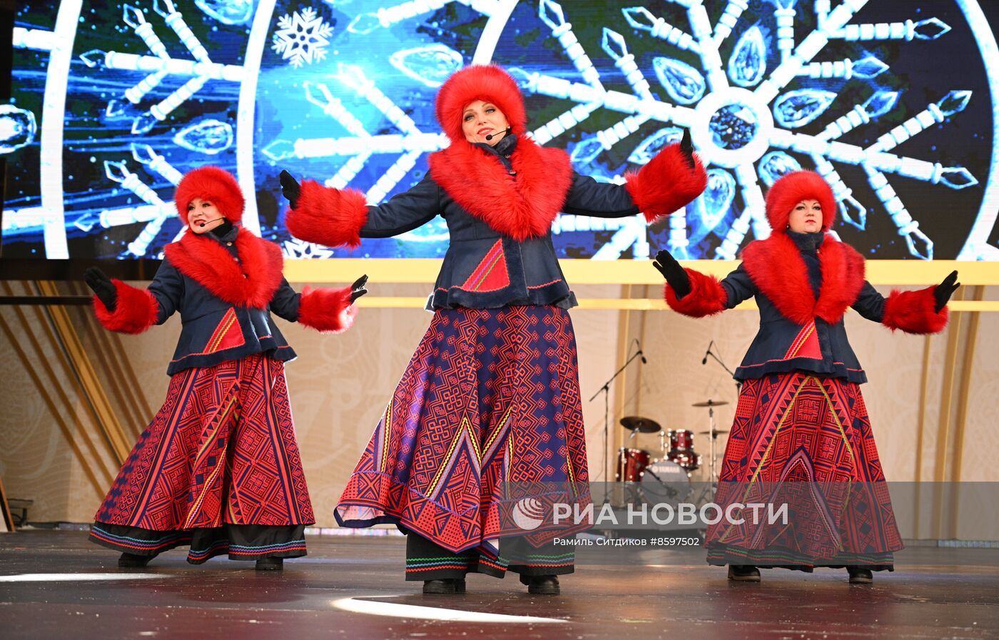 Выставка "Россия". Праздничный концерт "Старый Новый год по-липецки"