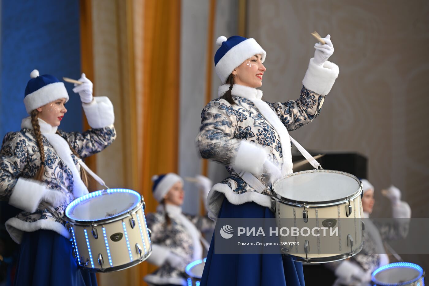 Выставка "Россия". Праздничный концерт "Старый Новый год по-липецки"