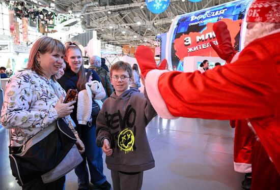 Международная выставка-форум "Россия"
Ярославская область. День региона, павильон №75 Место: Россия, Москва. Автор: Рамиль Ситдиков/РИА Новости. Выставка "Россия". Ярославская область. День региона