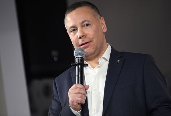 Международная выставка-форум "Россия"
Ярославская область. День региона, павильон №75
Михаил Евраев, губернатор Ярославской области Место: Россия, Москва. Автор: Рамиль Ситдиков/РИА Новости. Выставка "Россия". Ярославская область. День региона