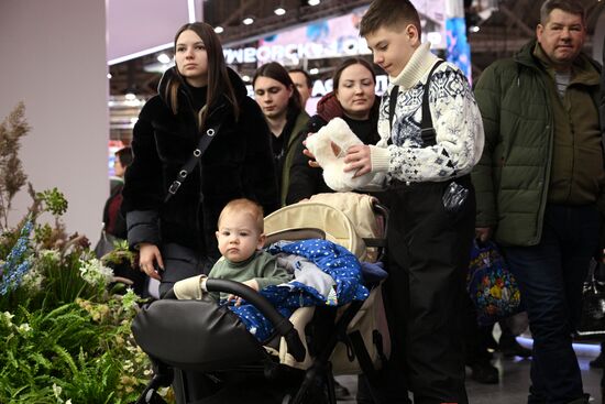 Международная выставка-форум "Россия"
Павильон №75 Место: Россия, Москва. Автор: Рамиль Ситдиков/РИА Новости. Работа выставки "Россия"