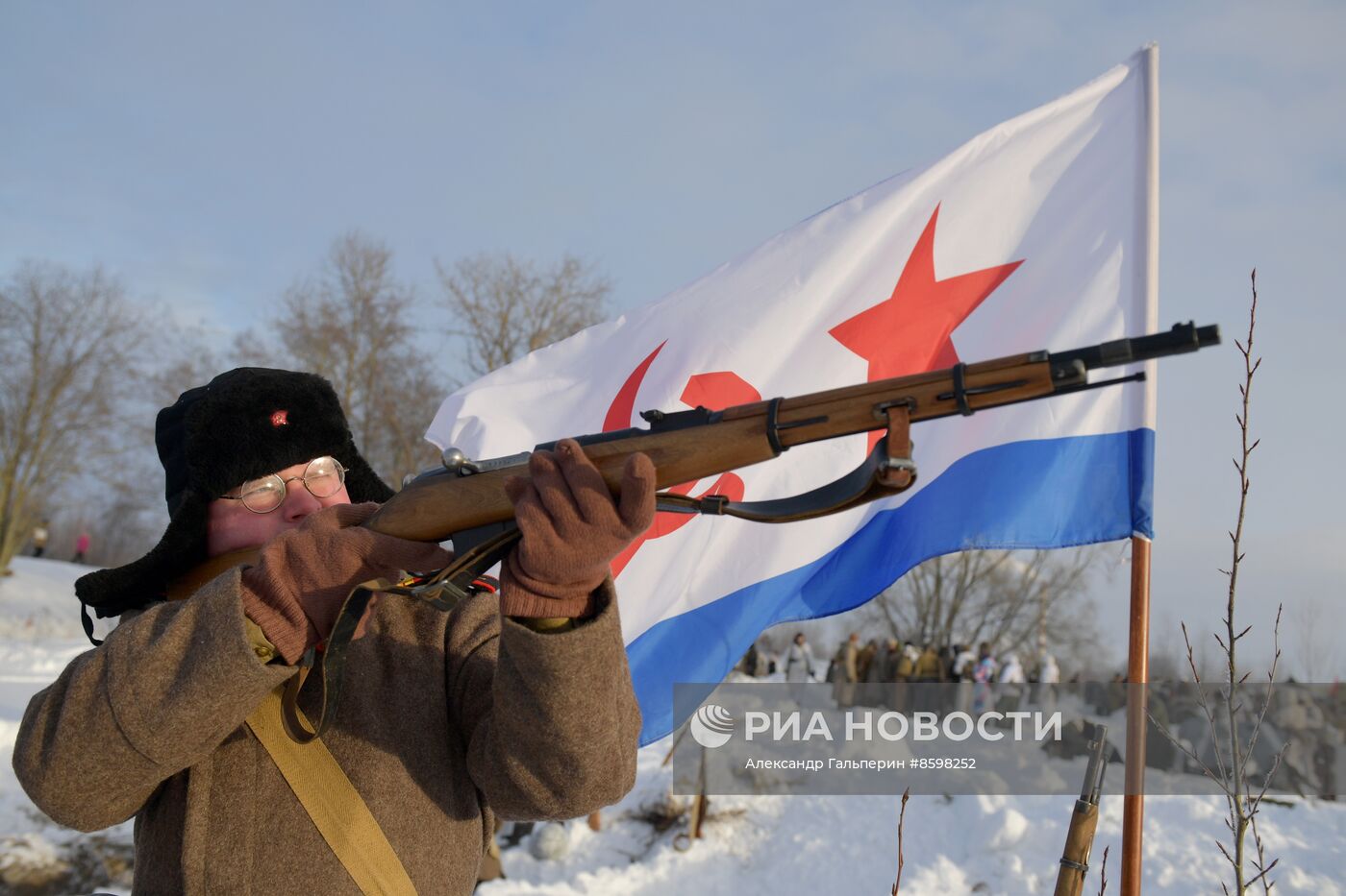 Военно-историческая реконструкция к 80-летию прорыва блокады Ленинграда