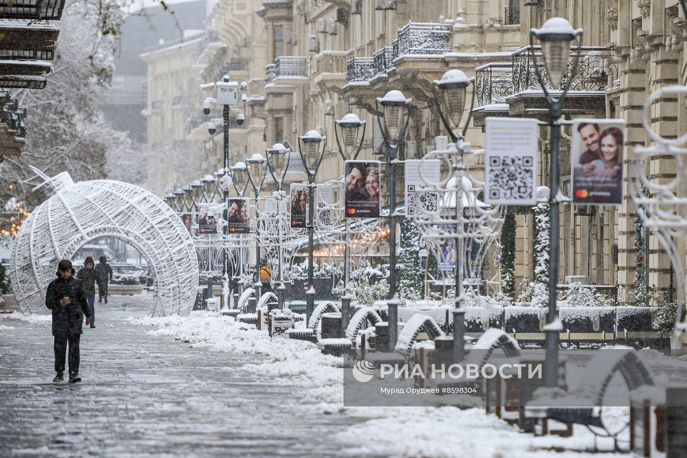 Снегопад в Баку