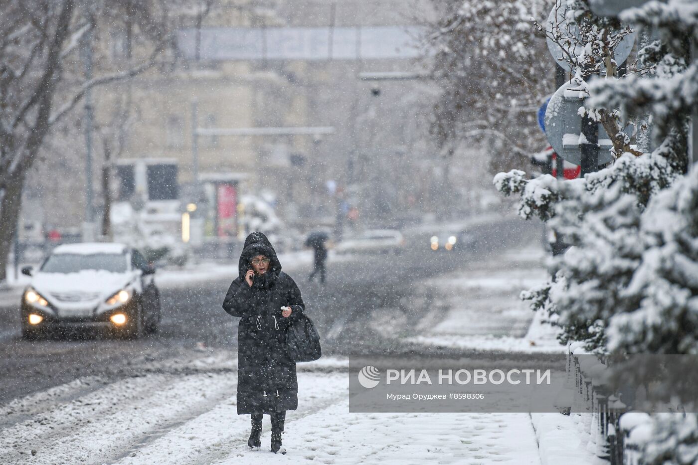 Снегопад в Баку