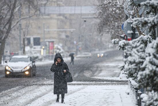 Снегопад в Баку