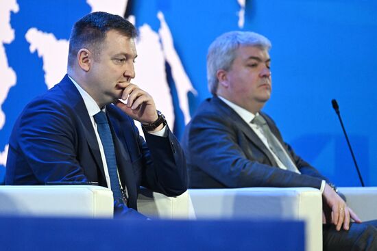 Всероссийский форум "Малая Родина – сила России". Панельная дискуссия "Сила в традициях"