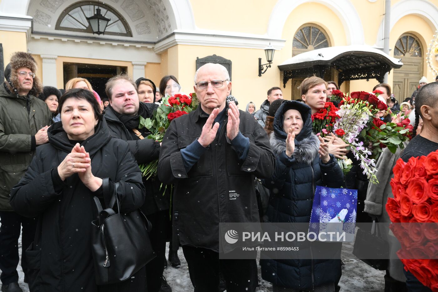 Прощание с художественным руководителем Малого театра Ю. М. Соломиным 