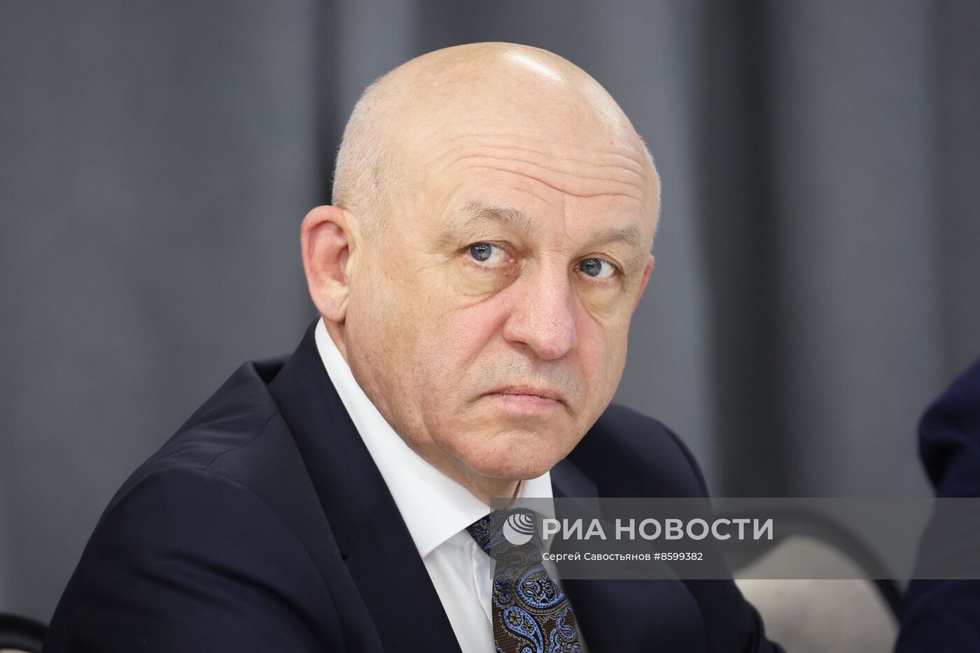 Президент РФ В. Путин провел встречу с главами муниципальных образований субъектов России