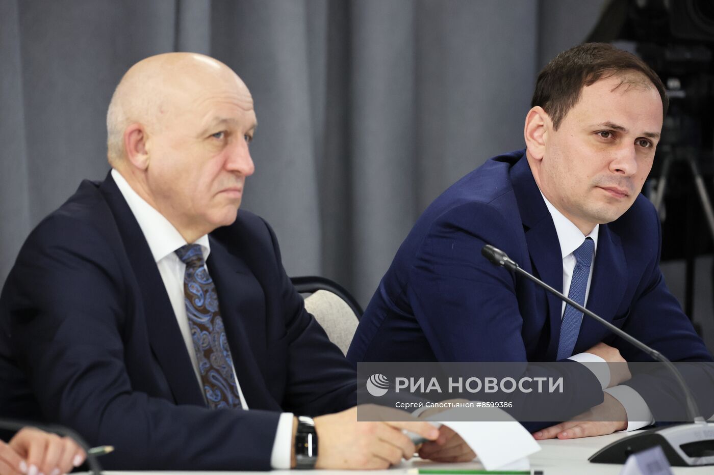 Президент РФ В. Путин провел встречу с главами муниципальных образований субъектов России