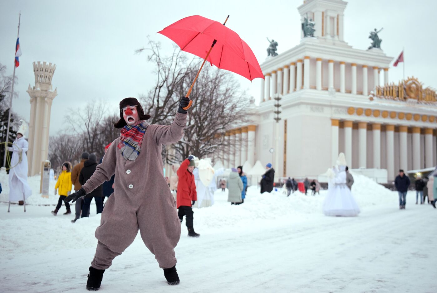 Выставка "Россия". Зимний фестиваль уличных театров