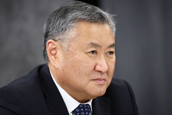 Президент РФ В. Путин провел встречу с главами муниципальных образований субъектов России