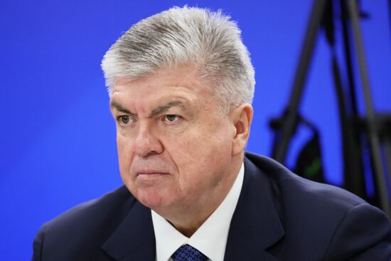 Президент РФ В. Путин провел встречу с главами муниципальных образований субъектов России