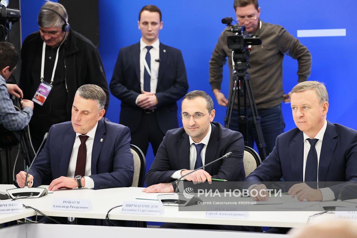 Президент РФ В. Путин провел встречу с главами муниципальных образований субъектов России