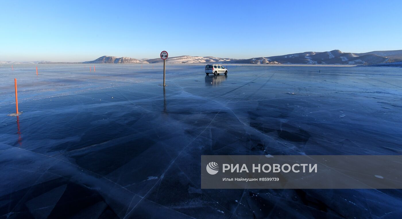 Ледовая переправа через Енисей 