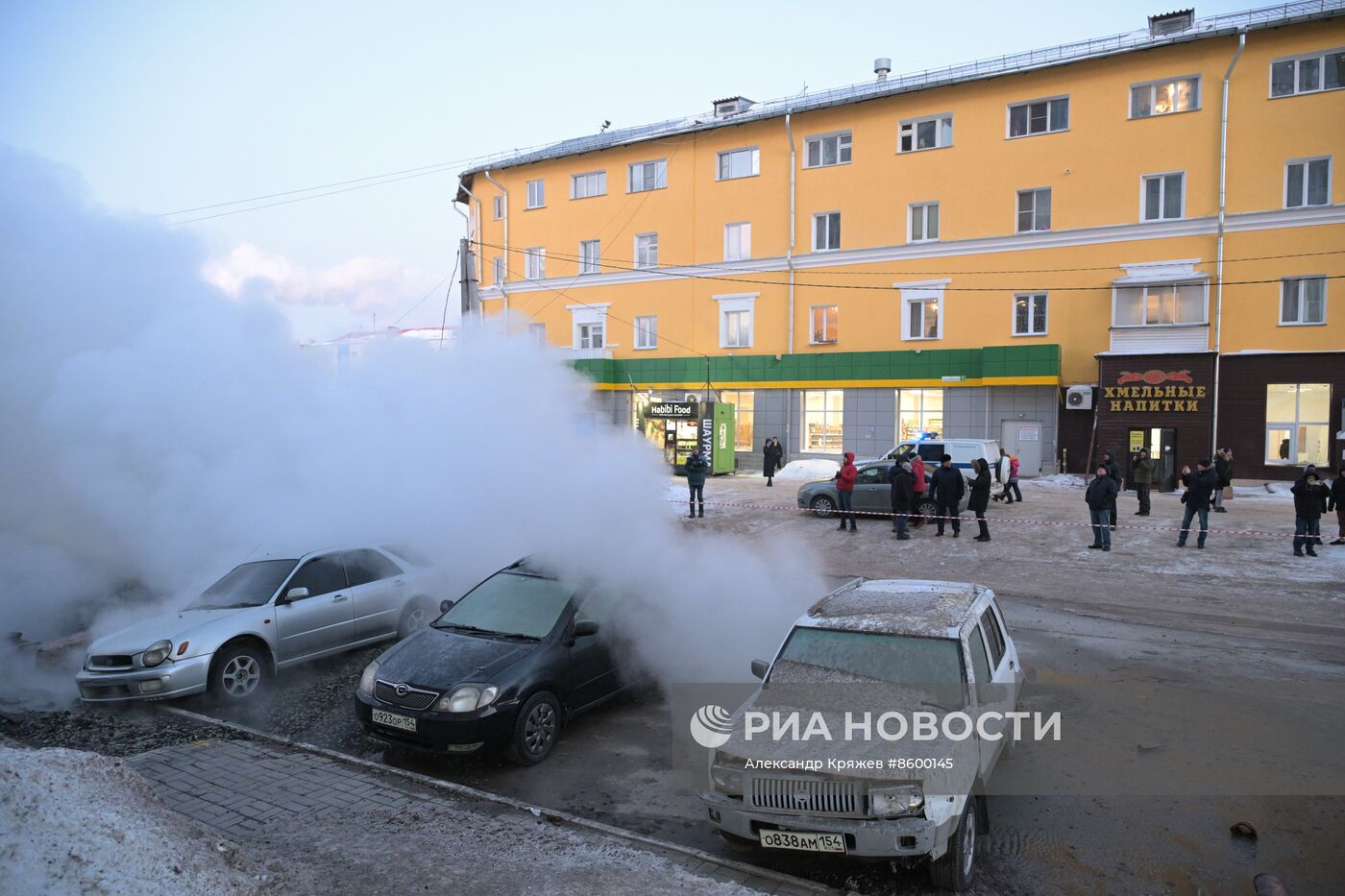 Прорыв на теплотрассе в Новосибирске