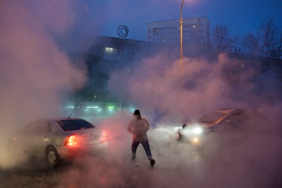 Прорыв на теплотрассе в Новосибирске