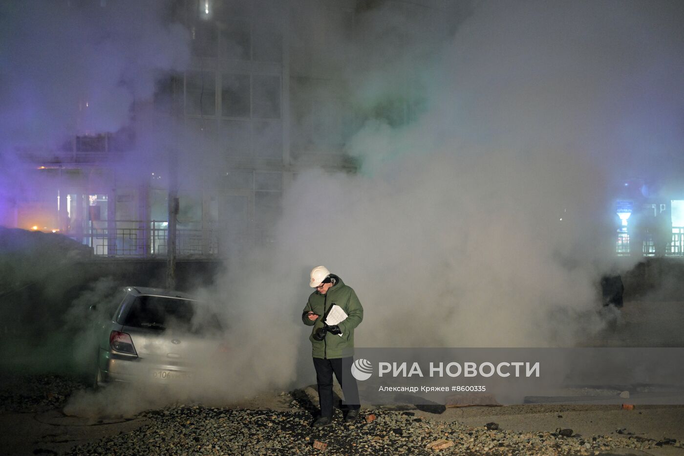 Прорыв на теплотрассе в Новосибирске