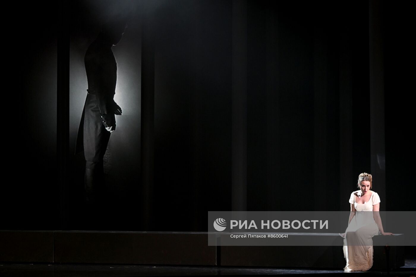 Спектакль "Война и мир. Наташа и Андрей"