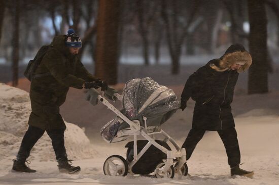 Снег в Москве