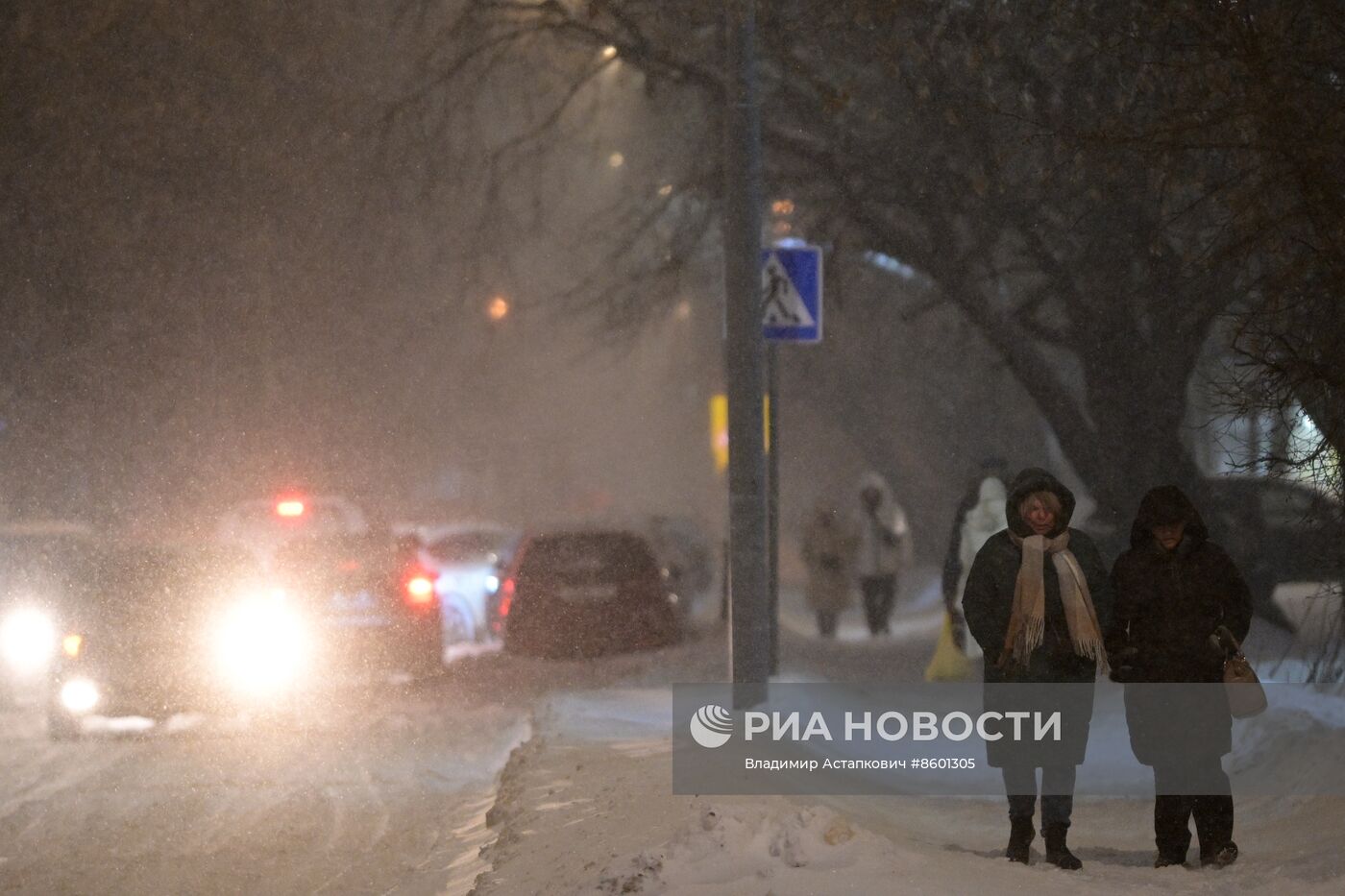 Снег в Москве