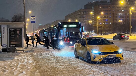 Снег в Москве