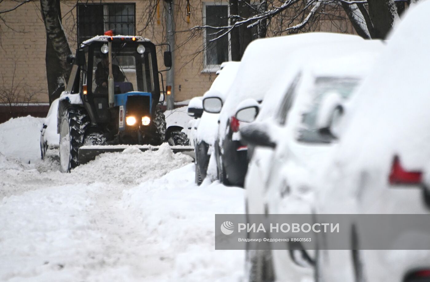 Снег в Москве