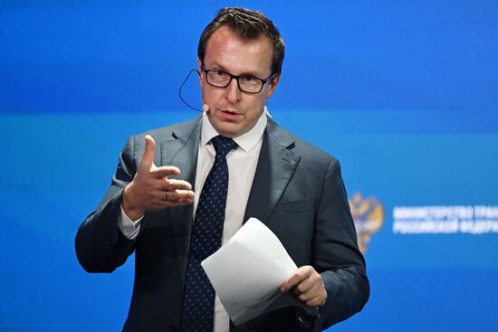 Выставка "Россия". Пленарная дискуссия "Транспортная система будущего в интересах пассажира"