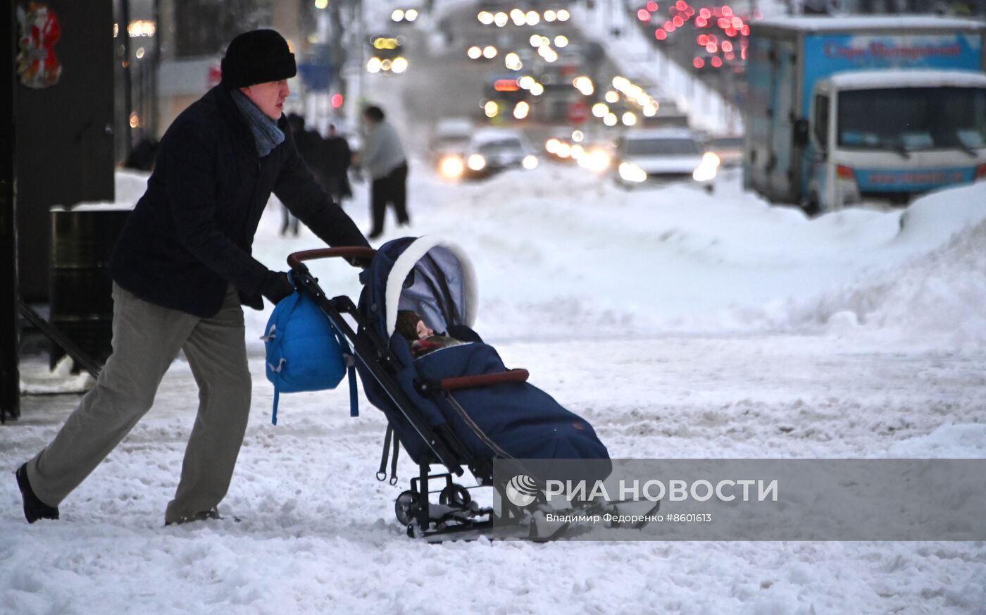 Снег в Москве