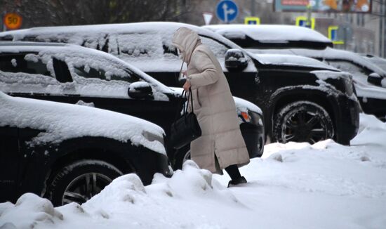 Снег в Москве