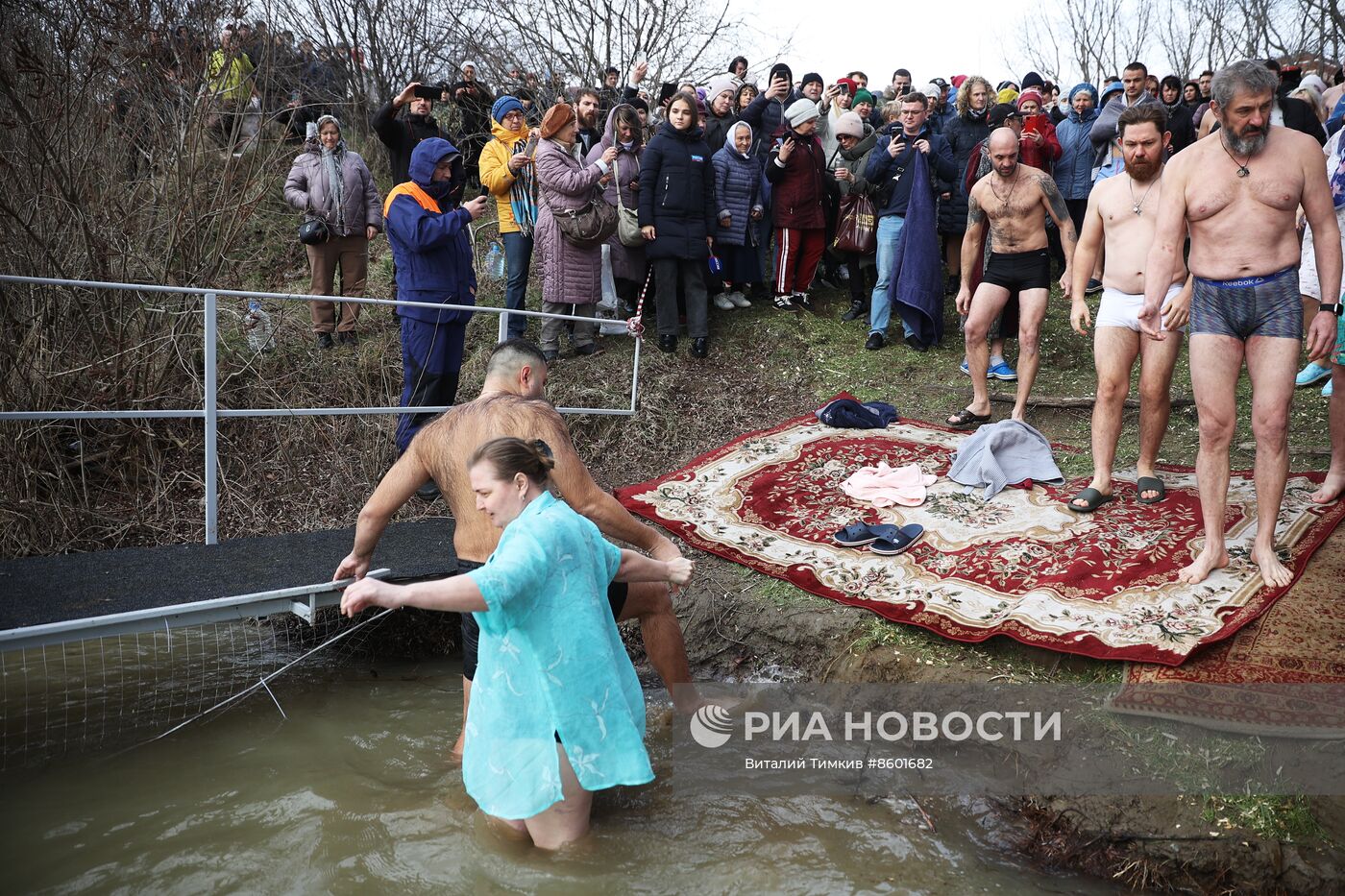 Празднование Крещения в России