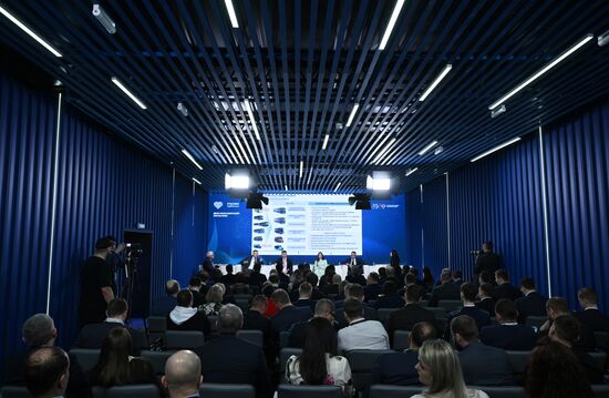 Выставка "Россия". Экспертная панель "Новое качество общественного транспорта: поехали!"