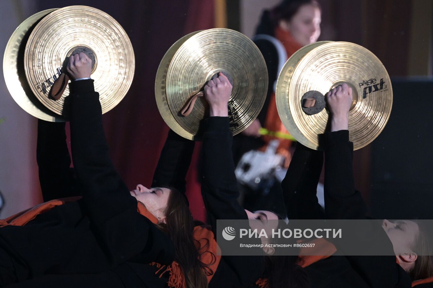 Выставка "Россия".  Концертная программа от Общественного совета при Минстрое России