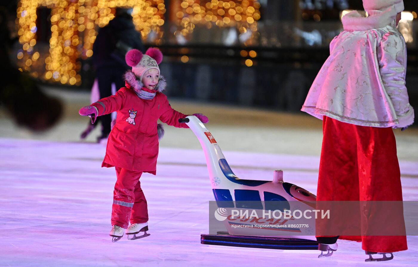 Выставка "Россия". Семейное катание на льду с олимпийским чемпионом