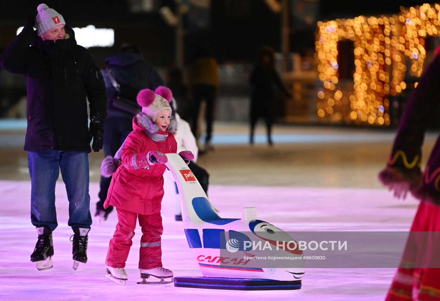 Выставка "Россия". Семейное катание на льду с олимпийским чемпионом