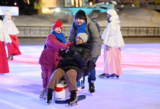 Выставка "Россия". Семейное катание на льду с олимпийским чемпионом