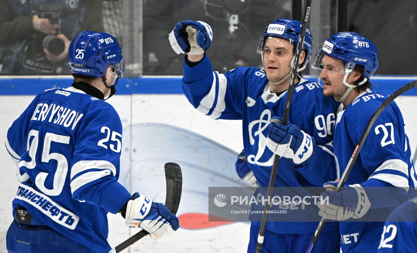 Хоккей. КХЛ. Матч "Динамо" (Москва) - "Спартак"