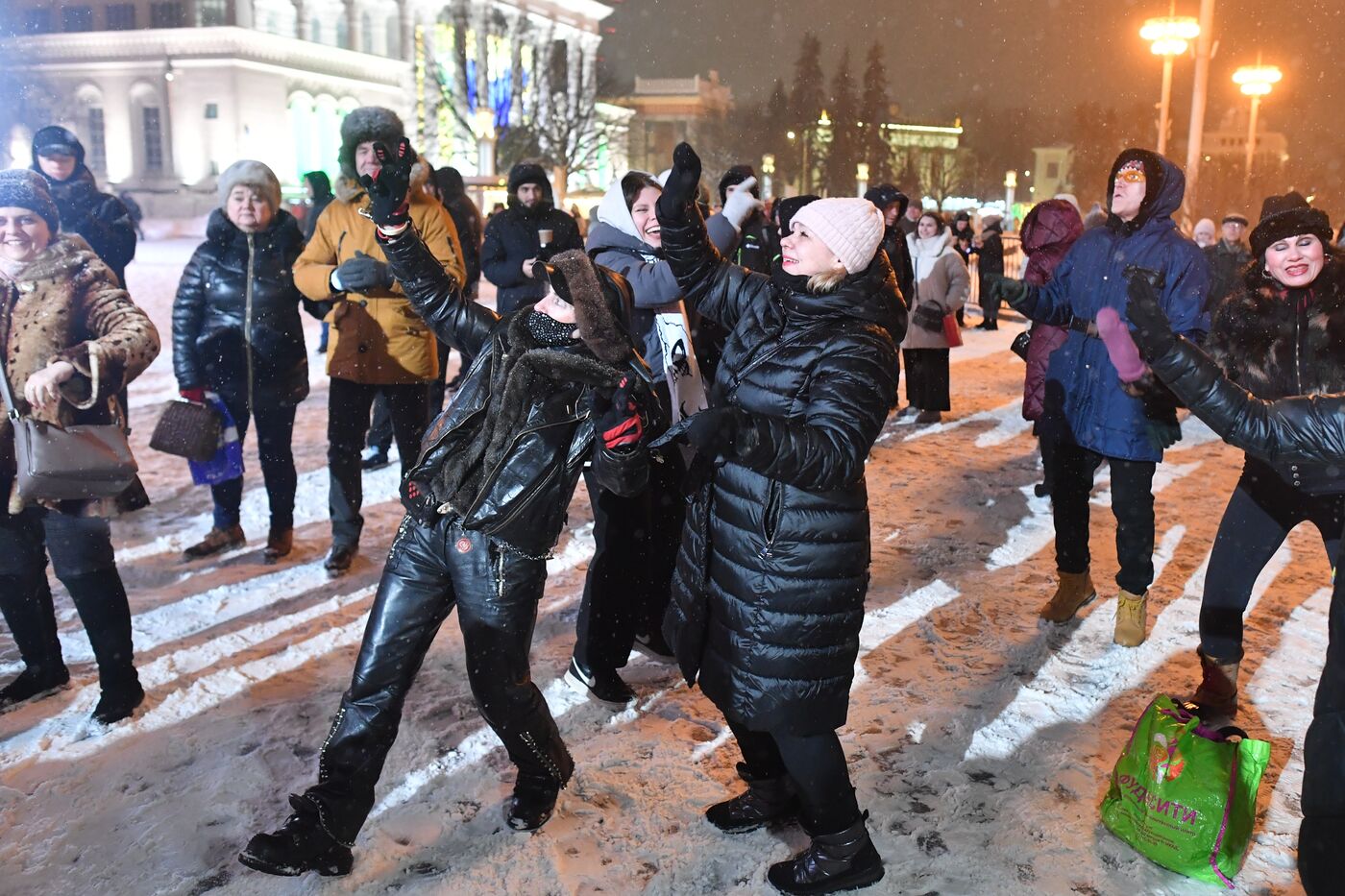 Выставка "Россия". Торжественная церемония запуска "Года семьи" в рамках форума "Родные – Любимые" на выставке "Россия"