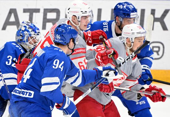 Хоккей. КХЛ. Матч "Динамо" (Москва) - "Спартак"