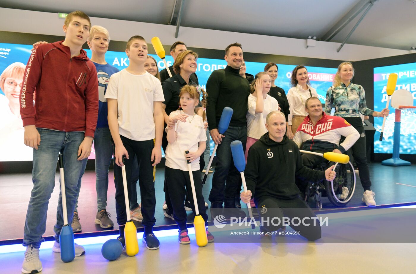 Выставка "Россия". Время семье: спортивные игры для детей с ограниченными возможностями здоровья