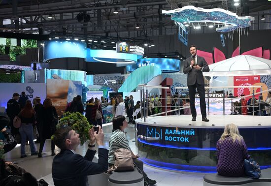 Международная выставка-форум "Россия"
Презентация Красноярского края, павильон №75
Сергей Ладыженко, генеральный директор АНО "Корпорация развития Енисейской Сибири" Место: Россия, Москва. Автор: Владимир Астапкович/РИА Новости. Выставка "Россия". Презентации регионов