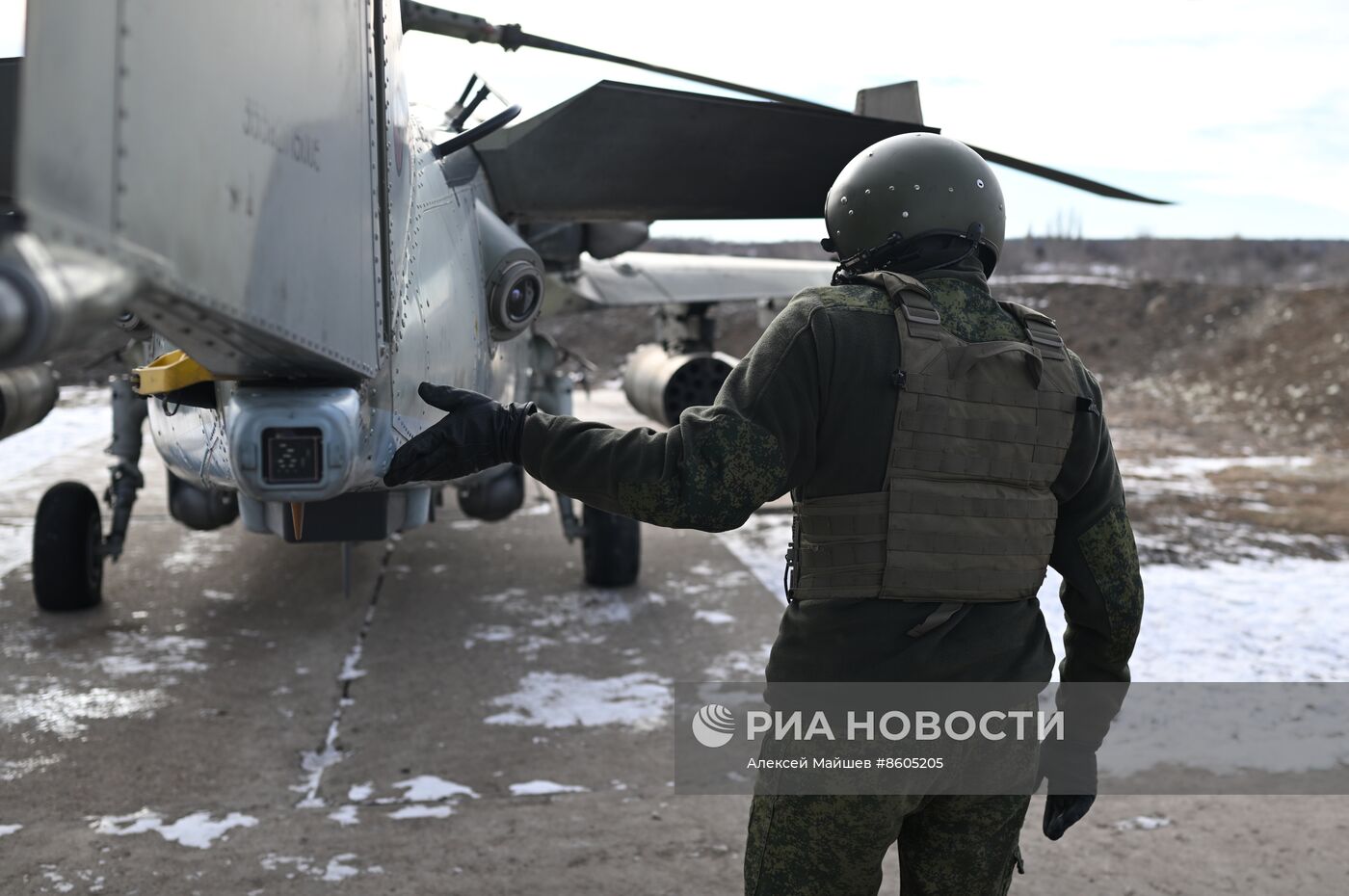 Работа разведывательно-ударных вертолетов Ка-52 в зоне СВО