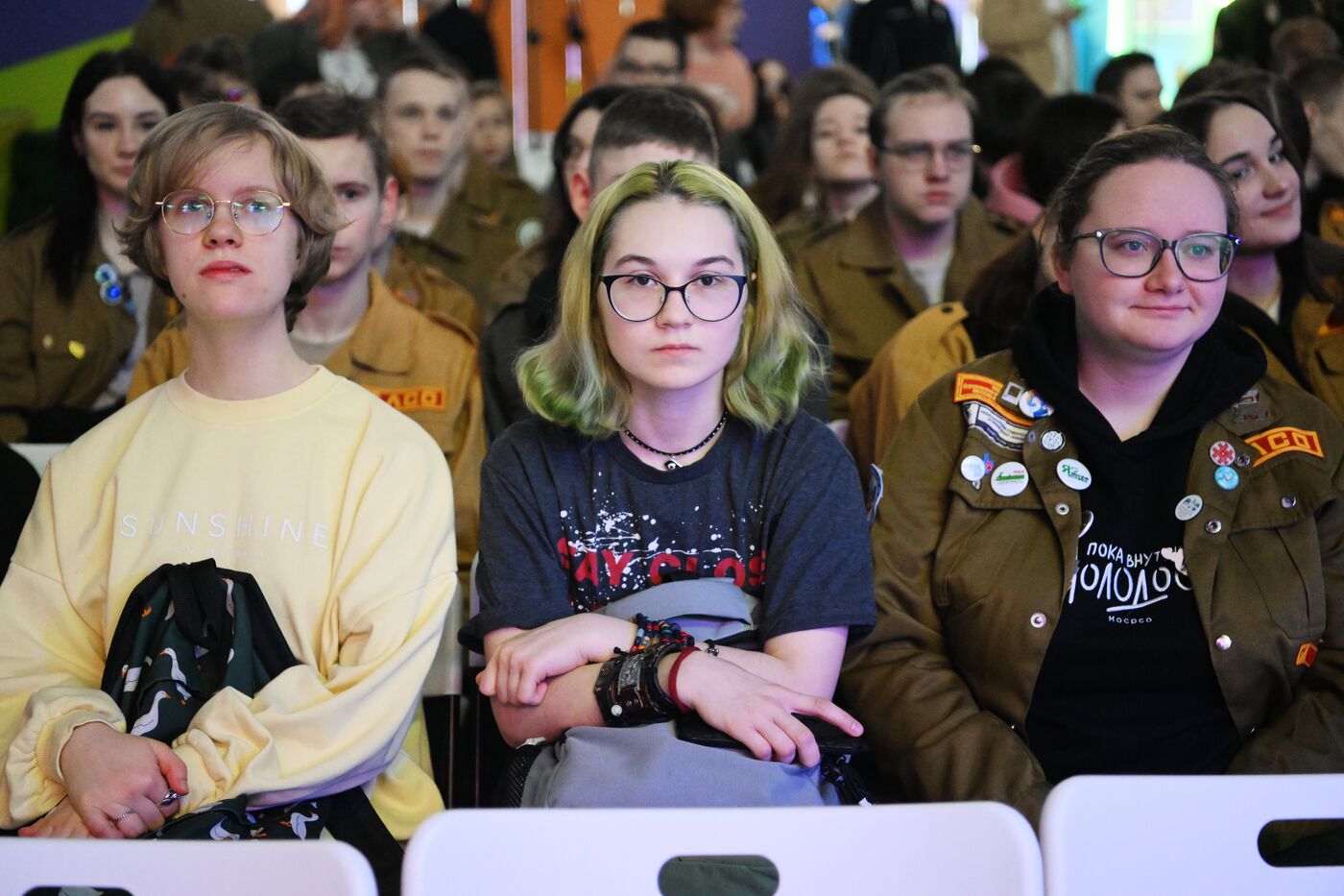 Выставка "Россия". Презентация формы на Всемирный фестиваль молодежи