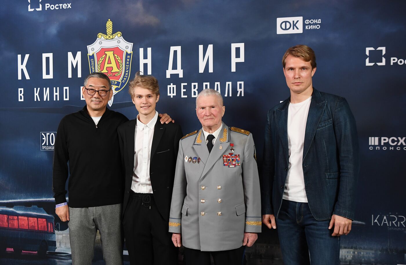 Выставка "Россия". Всероссийская премьера художественного фильма "Командир"