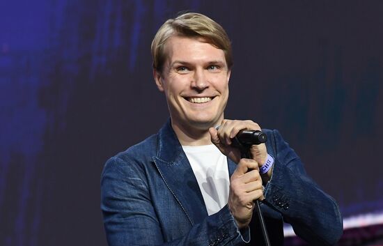 Выставка "Россия". Всероссийская премьера художественного фильма "Командир"