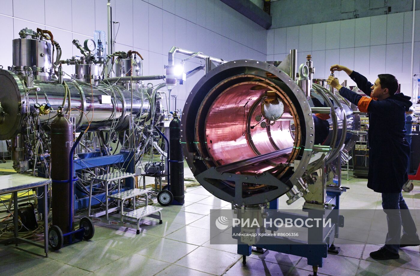 Работа Института ядерной физики в Новосибирске