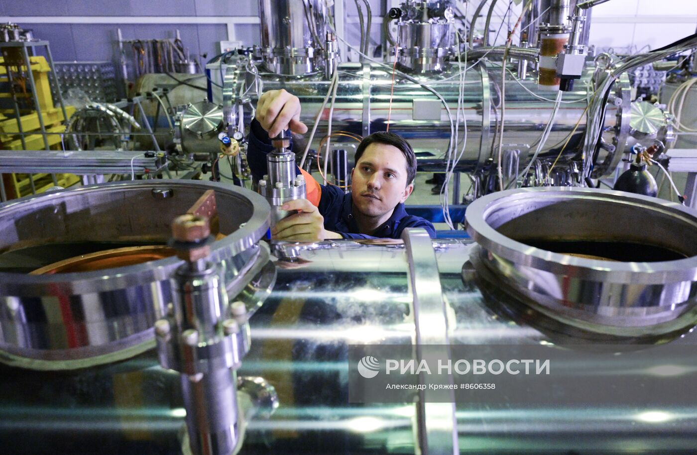 Работа Института ядерной физики в Новосибирске