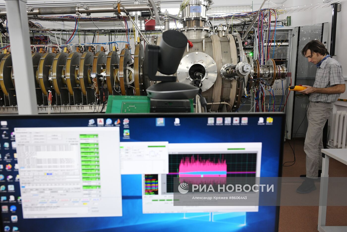 Работа Института ядерной физики в Новосибирске