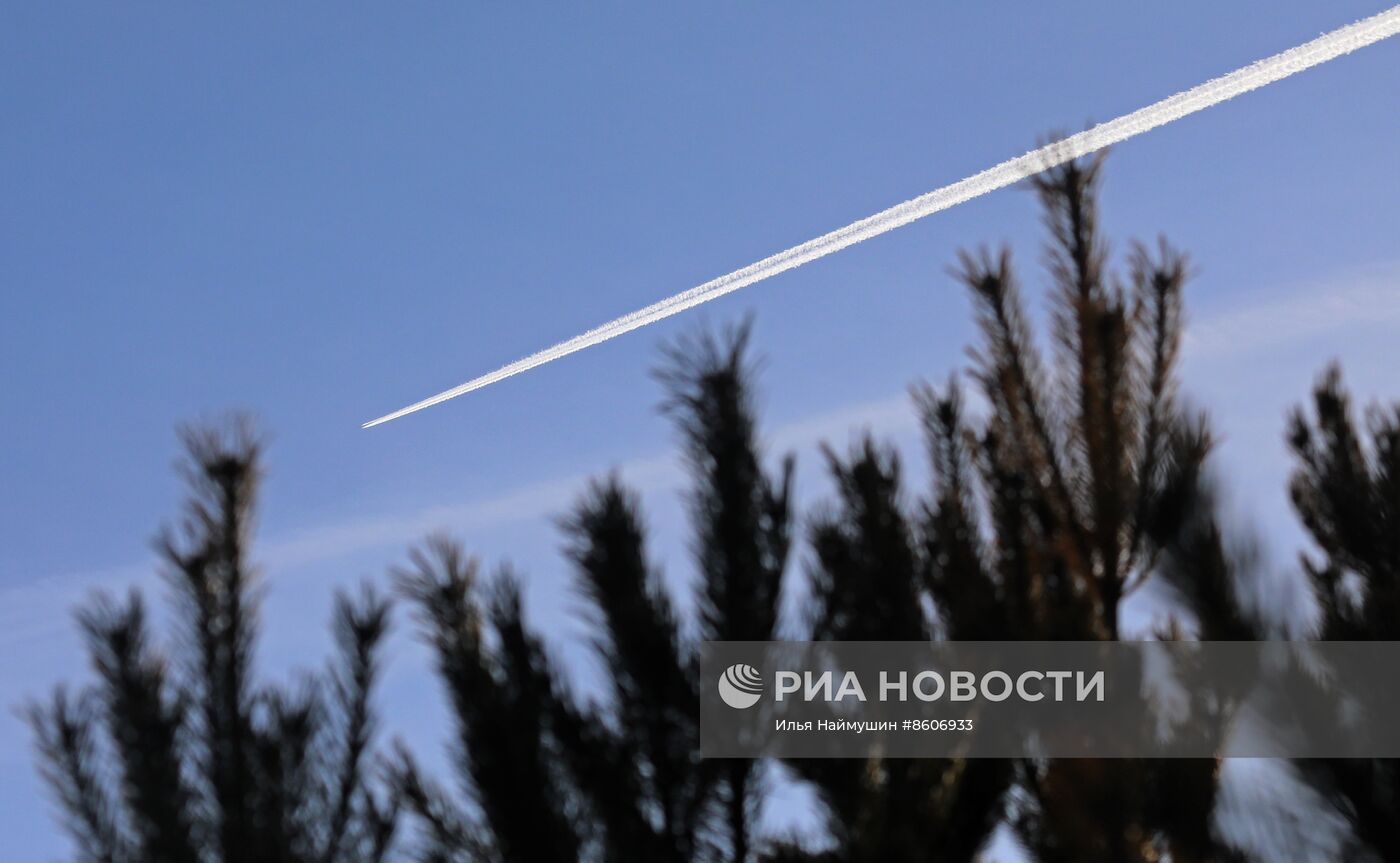 Самолеты в международном аэропорту Красноярска