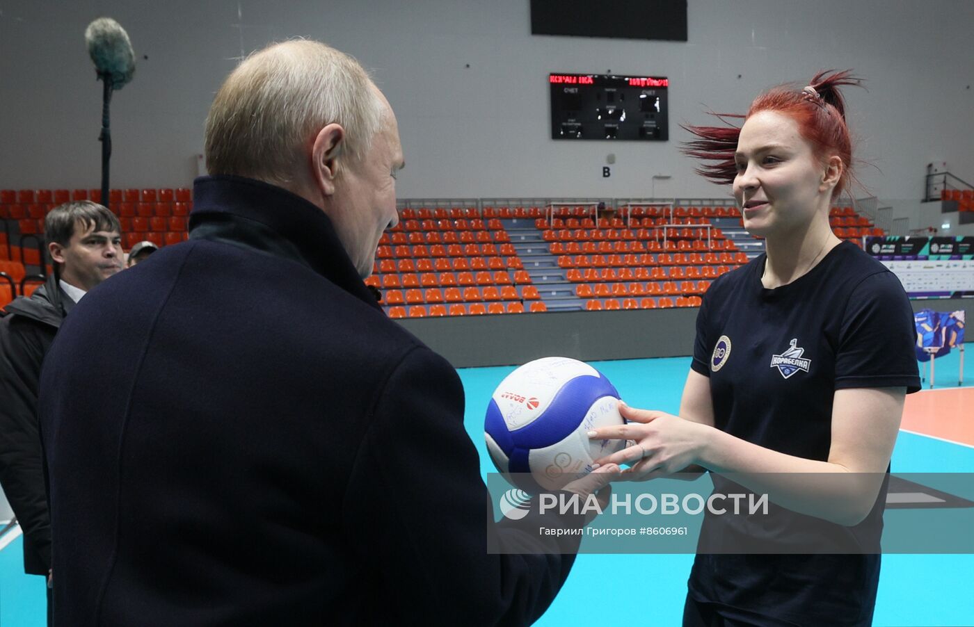 Рабочая поездка президента РФ В. Путина в Санкт-Петербург